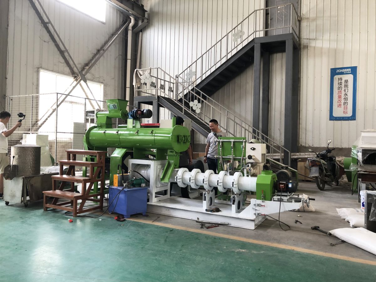 Technical Features Of Wet Type Fish Feed Extruder Machine