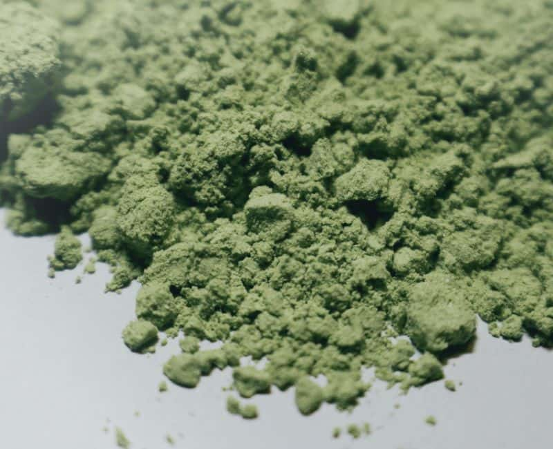 Alfalfa powder