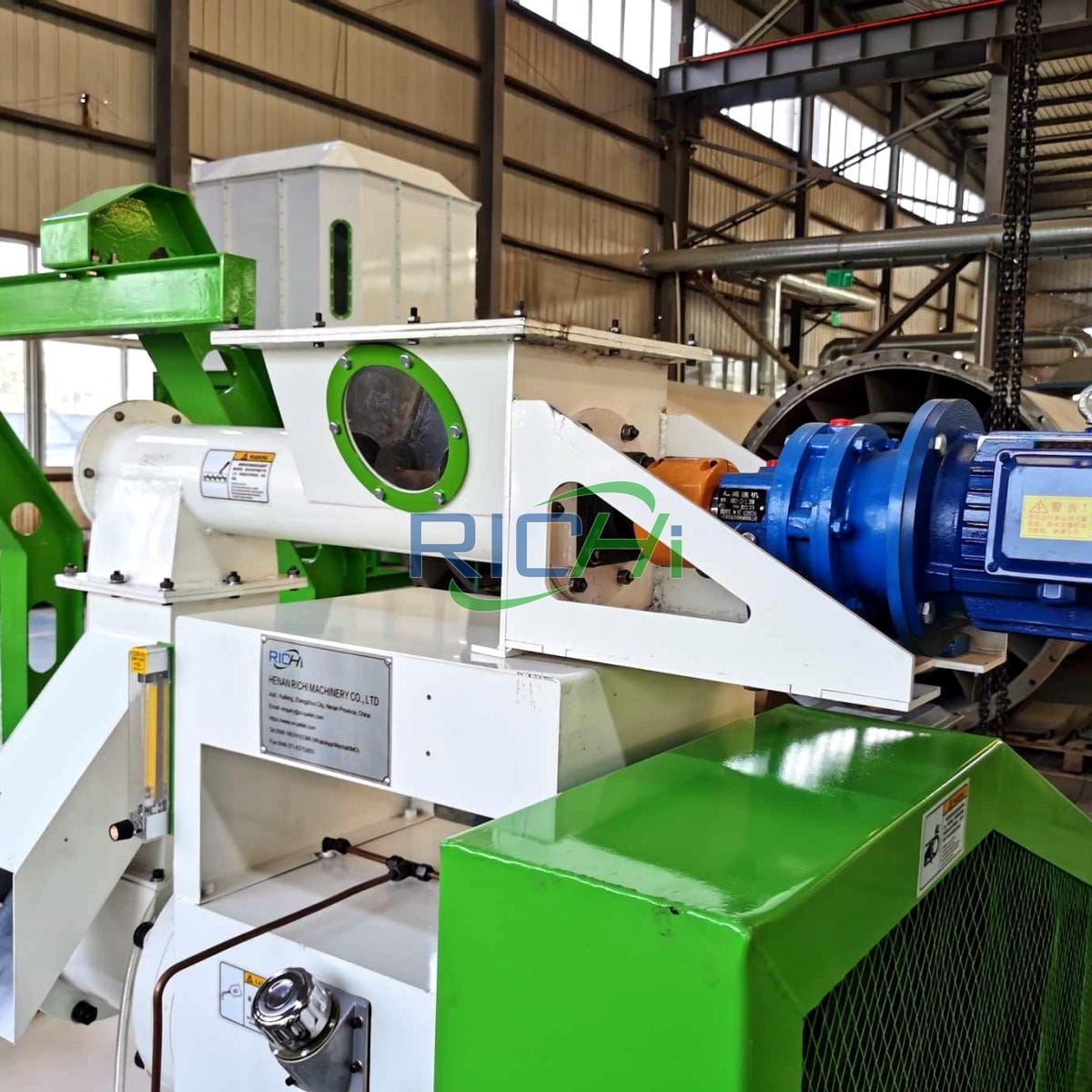 Features of dry fish feed extruder machine 700kg