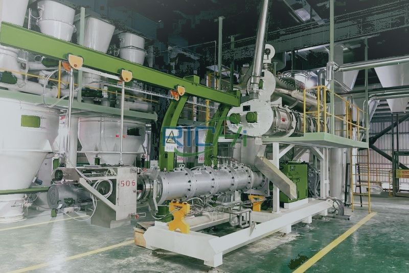 Wet Type Fish Feed Extruder Machine In Russia